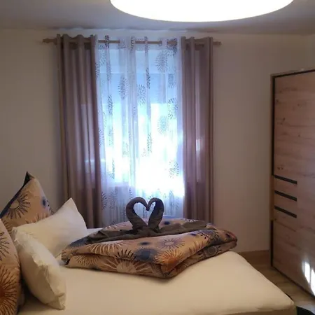 公寓 Am Waldweg 科萨斯